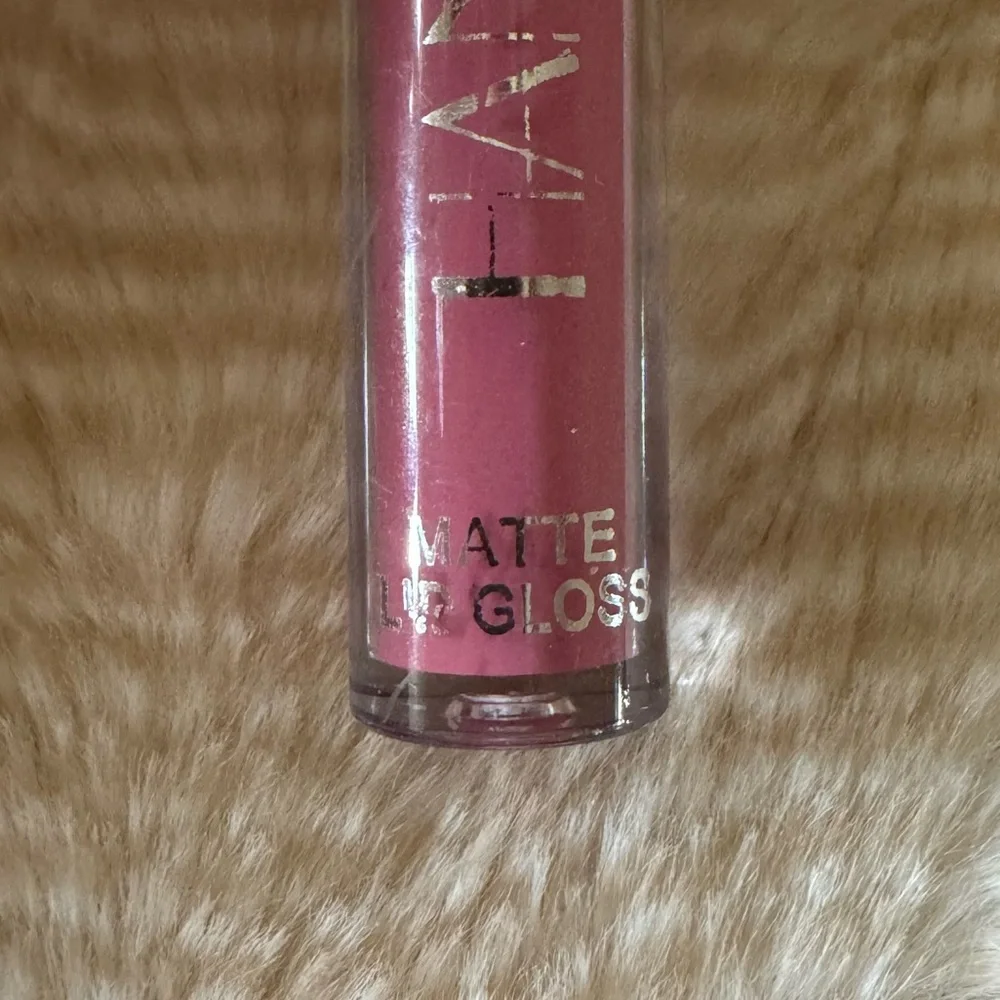 HANDAIYAN 3 PCS - Matte Liquid Lip Gloss Bundle